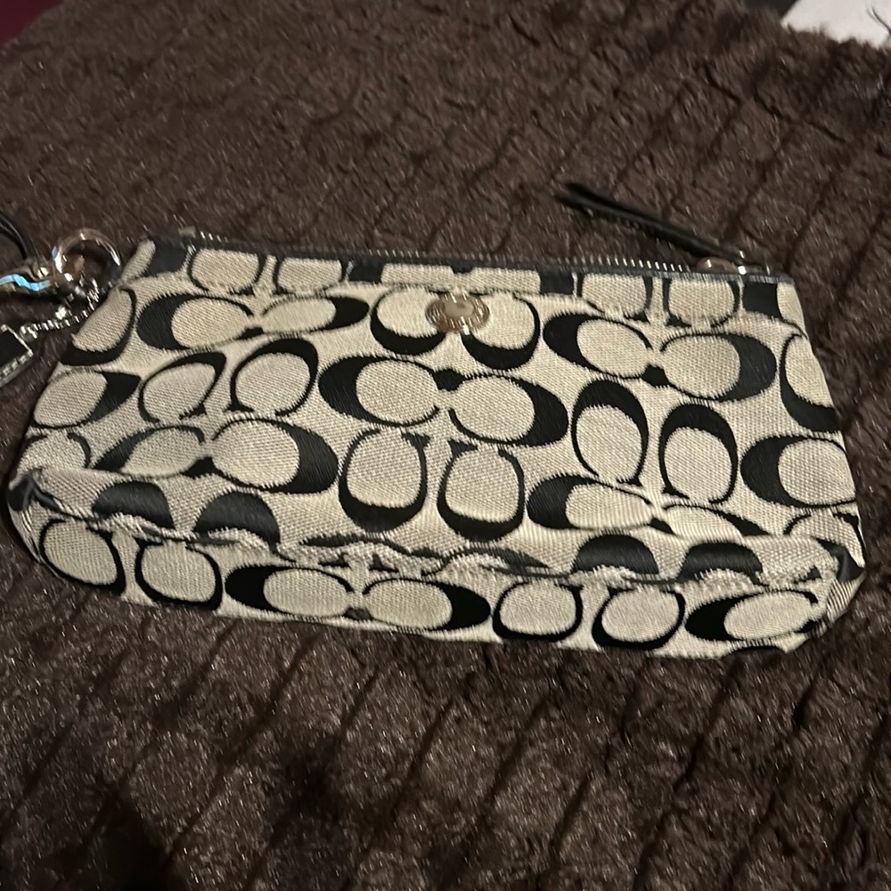 Coach Elegant Black and Cream Wristlet EUC
